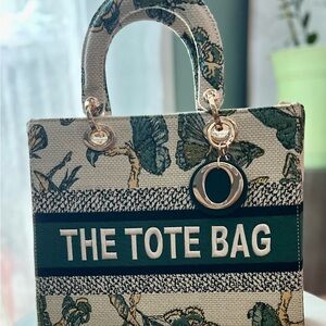 Elegant Green and Cream Tote Bag